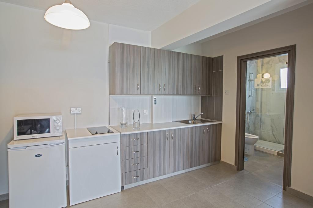 Merab Napa Suites Ayia Napa Exterior photo